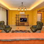 Soeguet 1 - 4 Bedroom With Jacuzzi In Fethiye