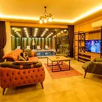 Soeguet 1 - 4 Bedroom With Jacuzzi In Villa *