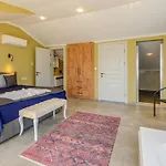 Villa Soeguet 1 - 4 Bedroom With Jacuzzi In