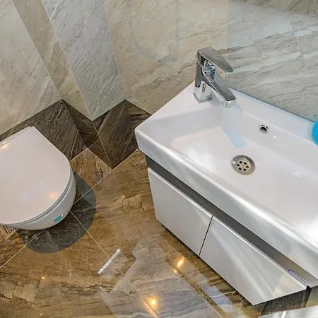 Soeguet 1 - 4 Bedroom With Jacuzzi In 费特希耶