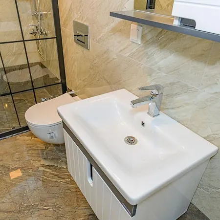 Villa Soeguet 1 - 4 Bedroom With Jacuzzi In Fethiye