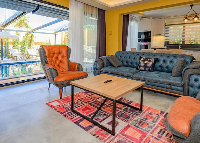 Soeguet 1 - 4 Bedroom With Jacuzzi In וילה *