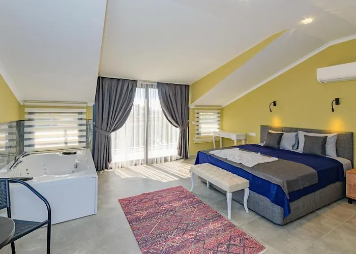 Soeguet 1 - 4 Bedroom With Jacuzzi In