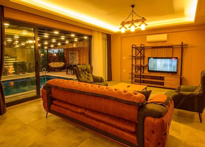 Soeguet 1 - 4 Bedroom With Jacuzzi In וילה *