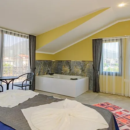 Villa Söğüt 1 - 4 Bedroom With Jacuzzi In *