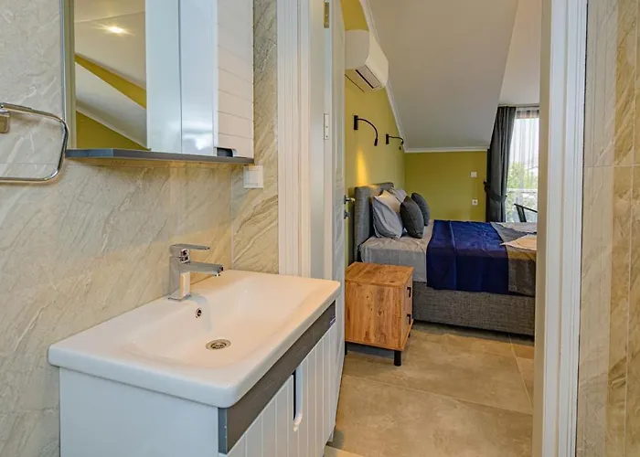 Soeguet 1 - 4 Bedroom With Jacuzzi In