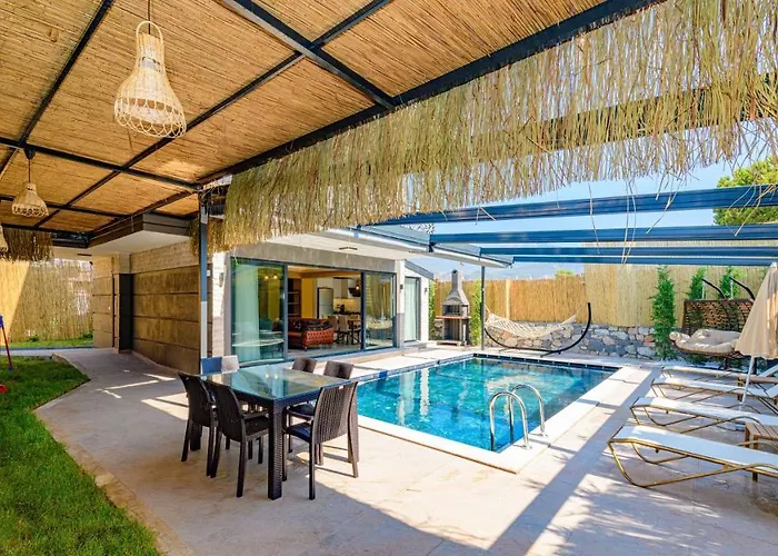 Soeguet 1 - 4 Bedroom With Jacuzzi In Вилла *