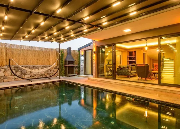 Soeguet 1 - 4 Bedroom With Jacuzzi In