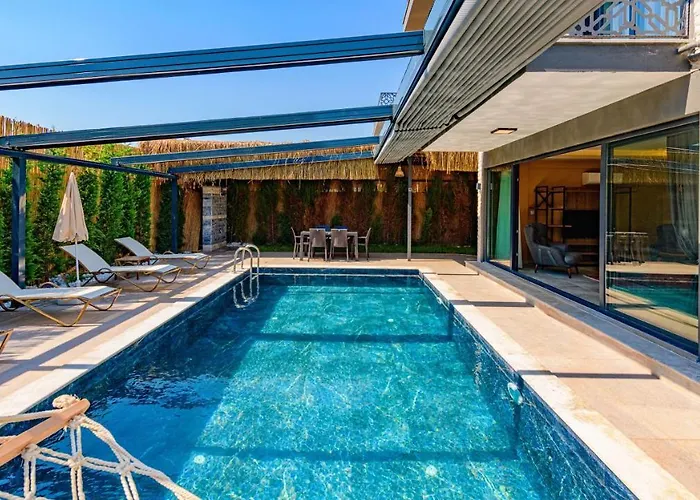 Soeguet 1 - 4 Bedroom With Jacuzzi In Вилла Фетхие