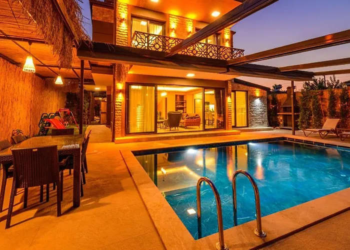 Soeguet 1 - 4 Bedroom With Jacuzzi In Вилла Фетхие