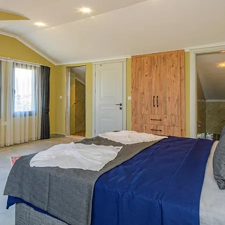 Soeguet 1 - 4 Bedroom With Jacuzzi In